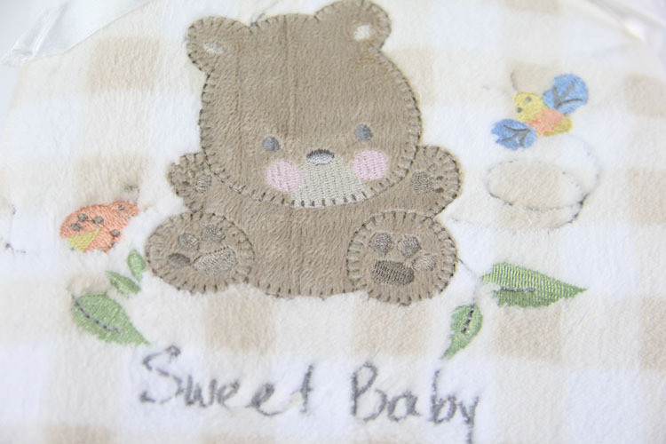 flannel Cute Baby Receiving Blankets Soft Touch Animal Printed Tear - Resistant