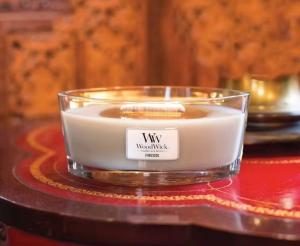 China Luxury Unique Empty Large Clear 770Ml Oval Boat Glass Candle Jar In Bulk wholesale