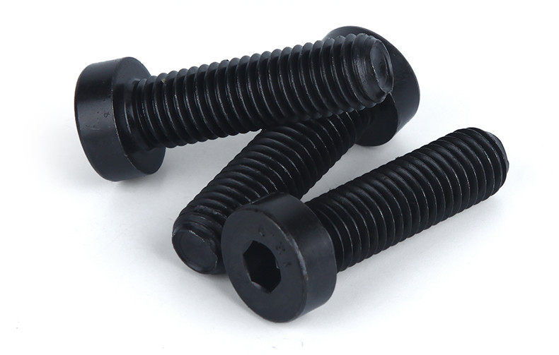 Low Profile Socket Head Cap Screws Grade 8.8 DIN7984 With Alloy Steel Material