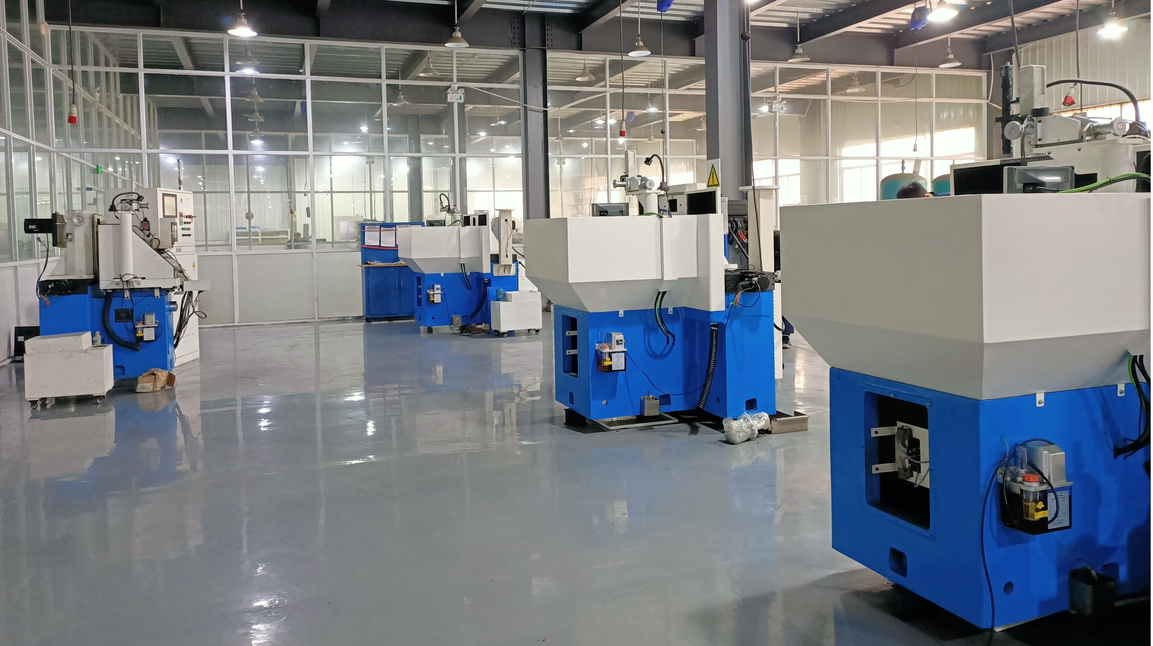 Industrial CNC Fiber Laser Cutting Machine With Self Developed Software Control System