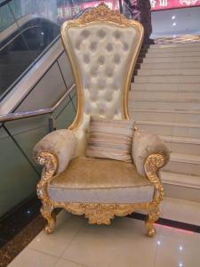 China Xinyu ISO14001 Antique Hotel Furniture Luxury King Gold Throne Chairs wholesale