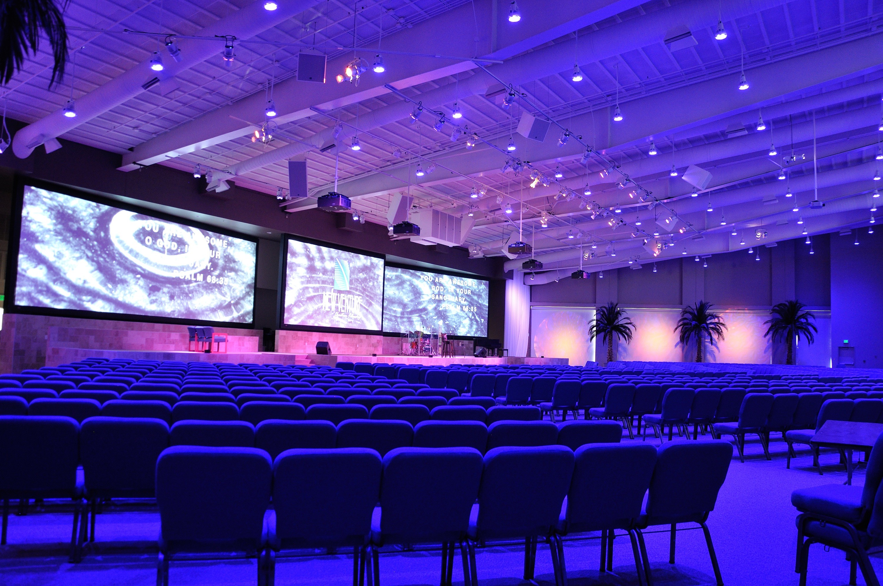 Wall Mount Fixed Frame Projection Screen HD Aluminum Frame For Home Cinema