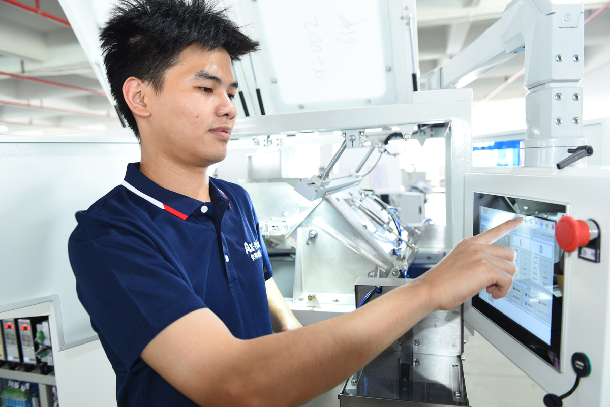 High Speed Visual Counting Packaging Machine AC220V For Bolt Nut Product