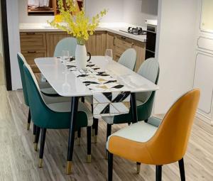 China Marble Top Dining Table Modern Luxury Furniture With Stainless Steel Legs wholesale