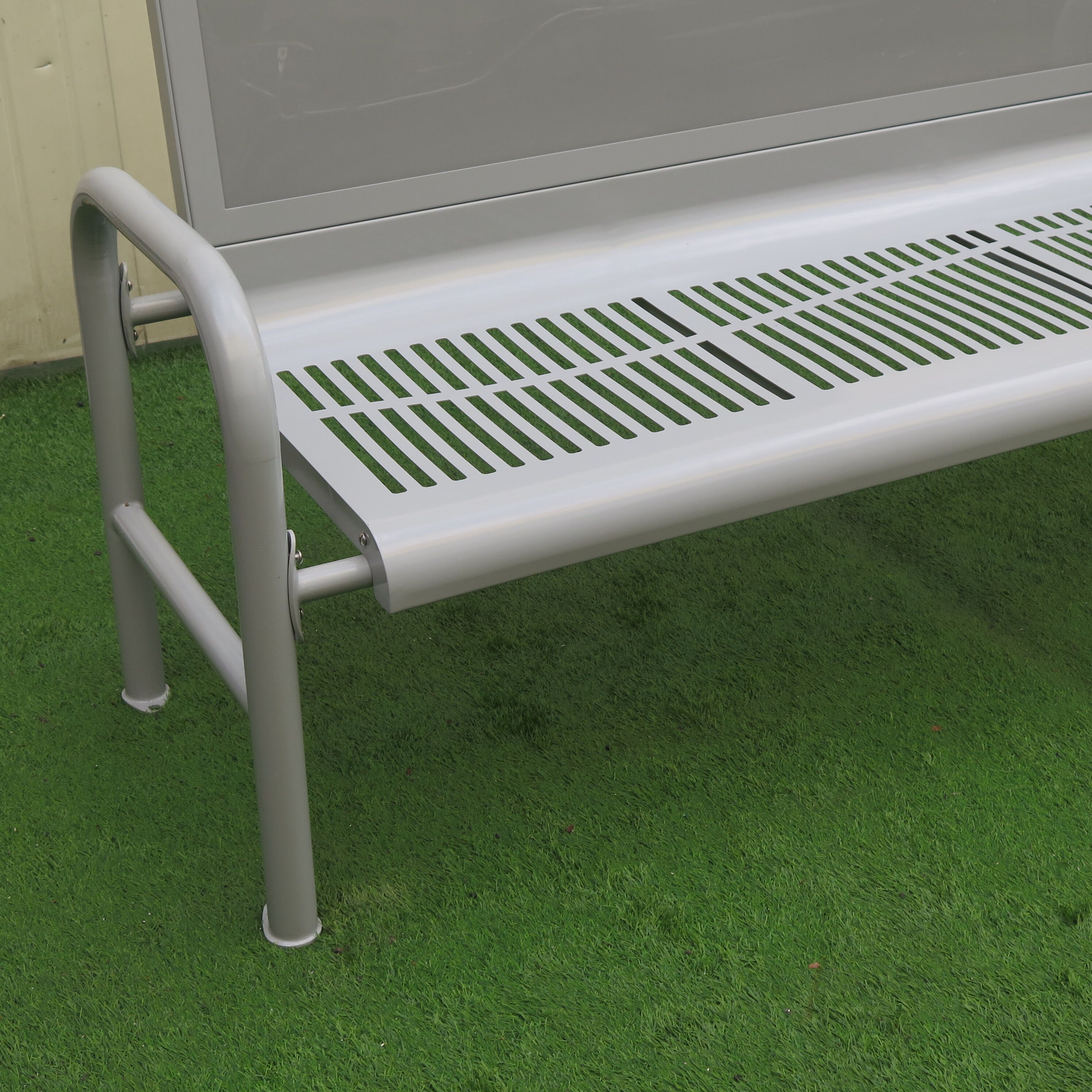 Waterproof H1100mm Metal Outdoor Bench Seat With Lock
