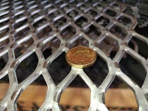 China Industrial Steel Expanded Mesh Diamond Expanded Steel Stretched Metal Grating wholesale