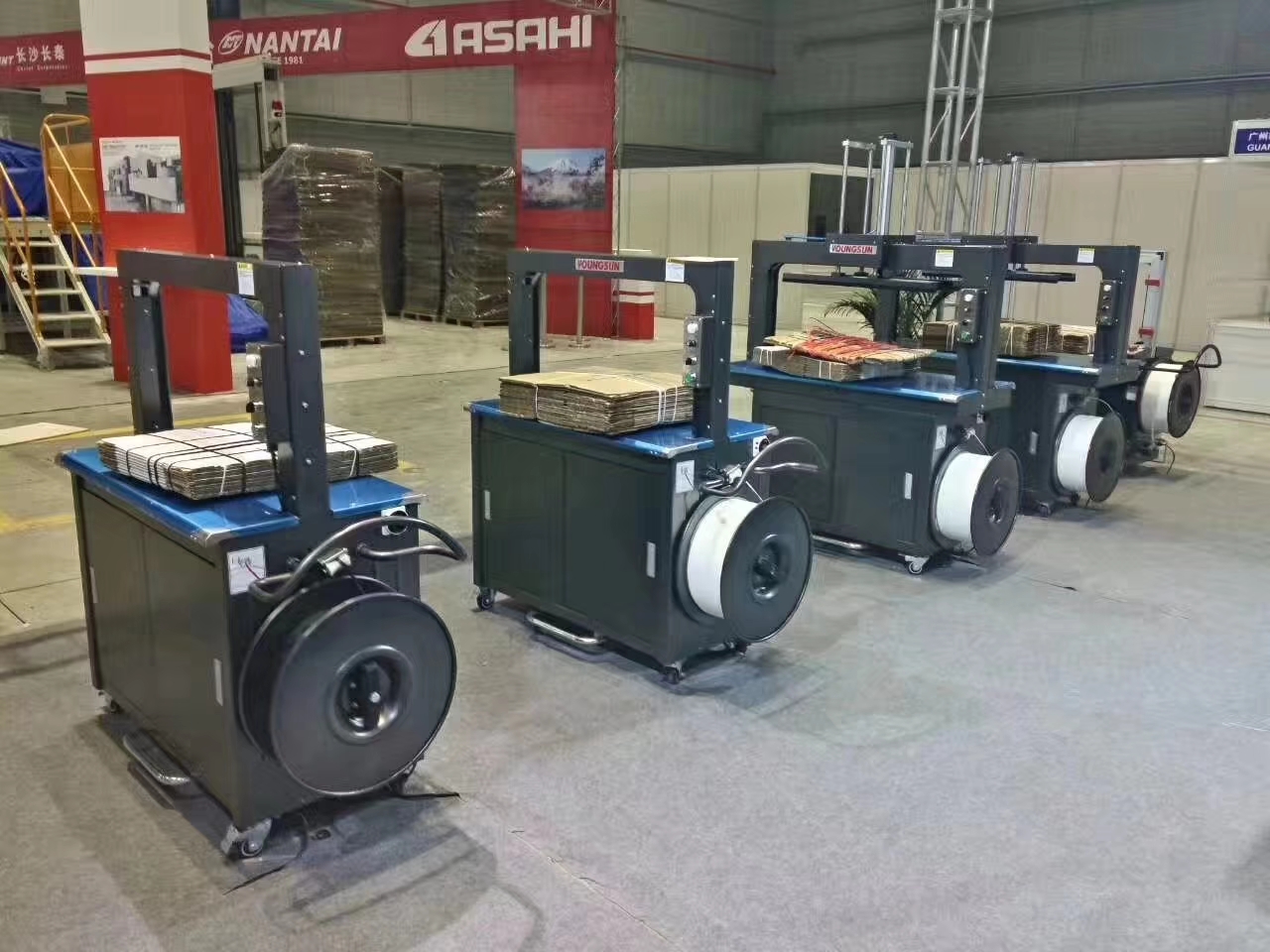 High Volume Packaging Made Easy with Top Presser Automatic PP Strapping Machine