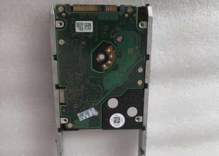600G SAS 2.5 IBM Hard Disk 00Y2503 00Y2430 00MJ146