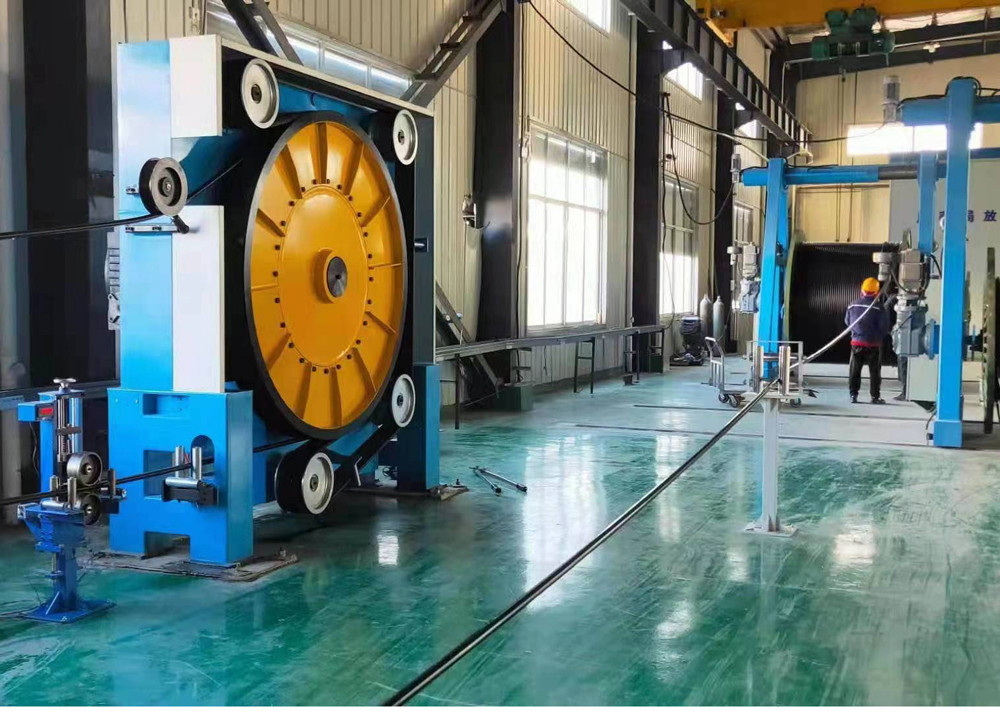 CCV Line Voltage XLPE Insulated Cables Extruder Machine