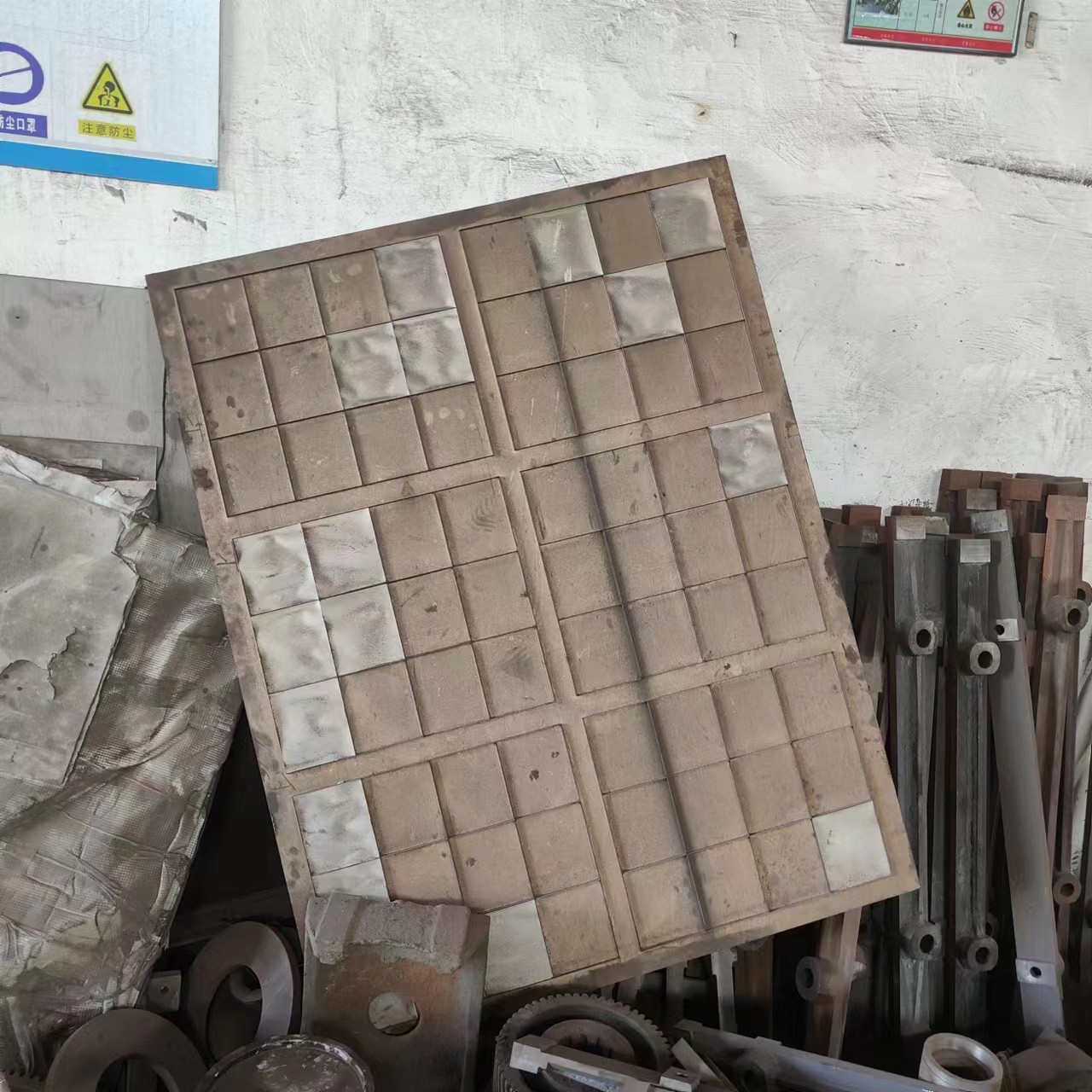 Carton Flat Press Emboss Indentation Machine 1500Model Of Die Cutting 7.5KW 1500*1050