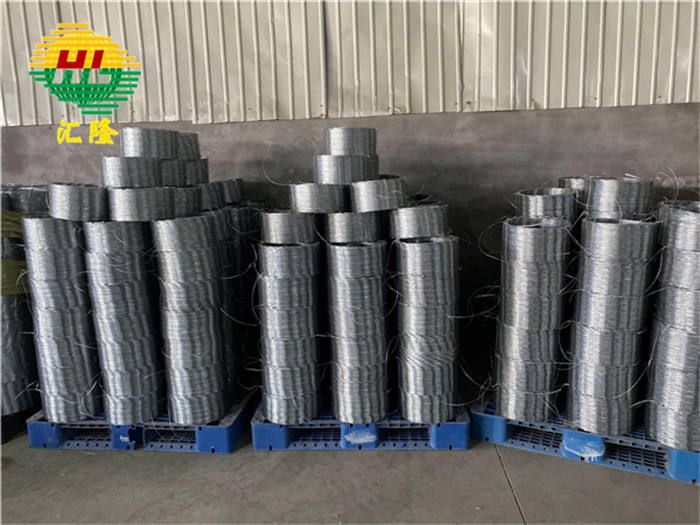 Hot Dipped Galvanized Concertina Fencing Wire Double Loop With Clips 450mm