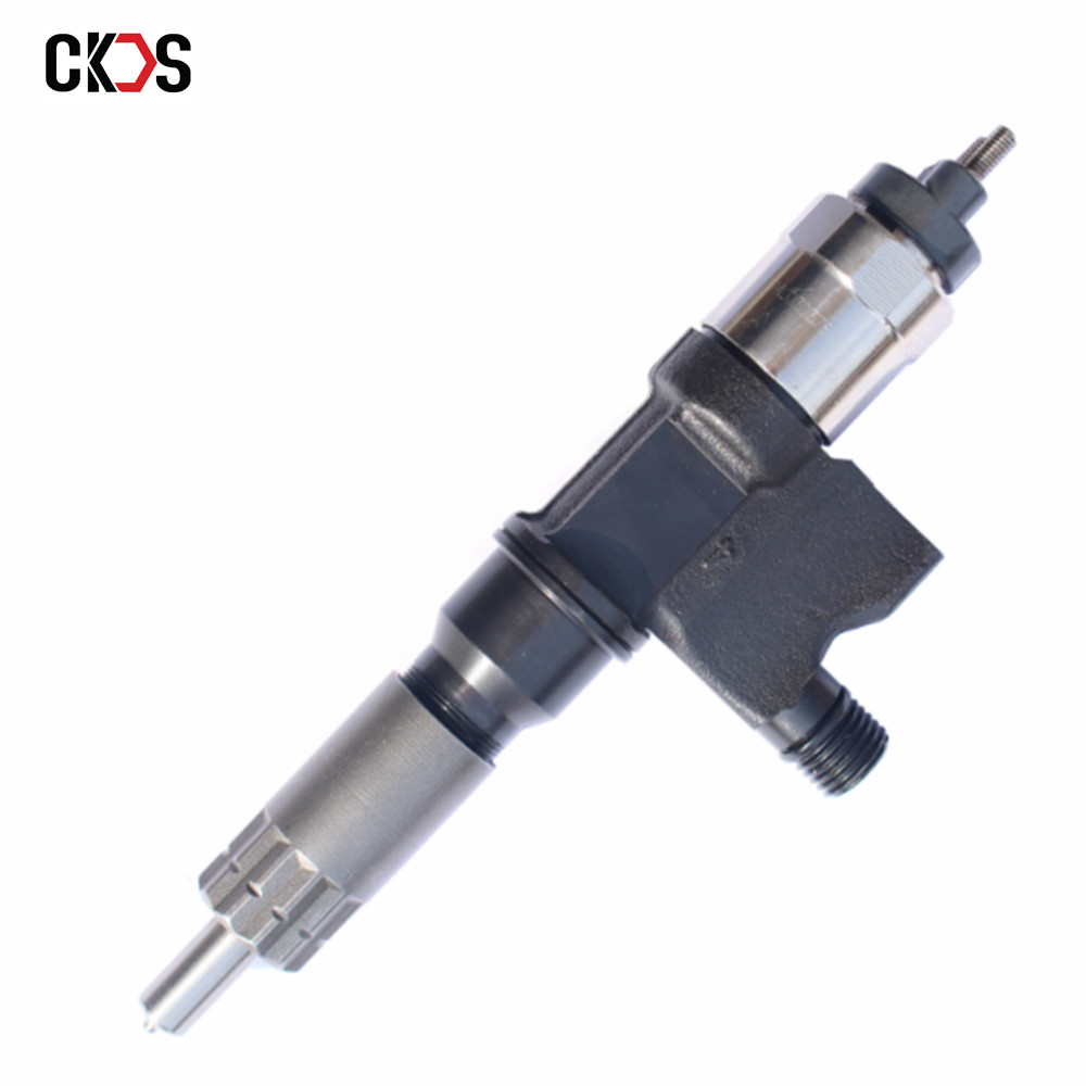Injector Nozzle 2kd Isuzu Truck Spare Parts For 095000-5504 8973675525 8-97367552-5 4HL1 6HL1