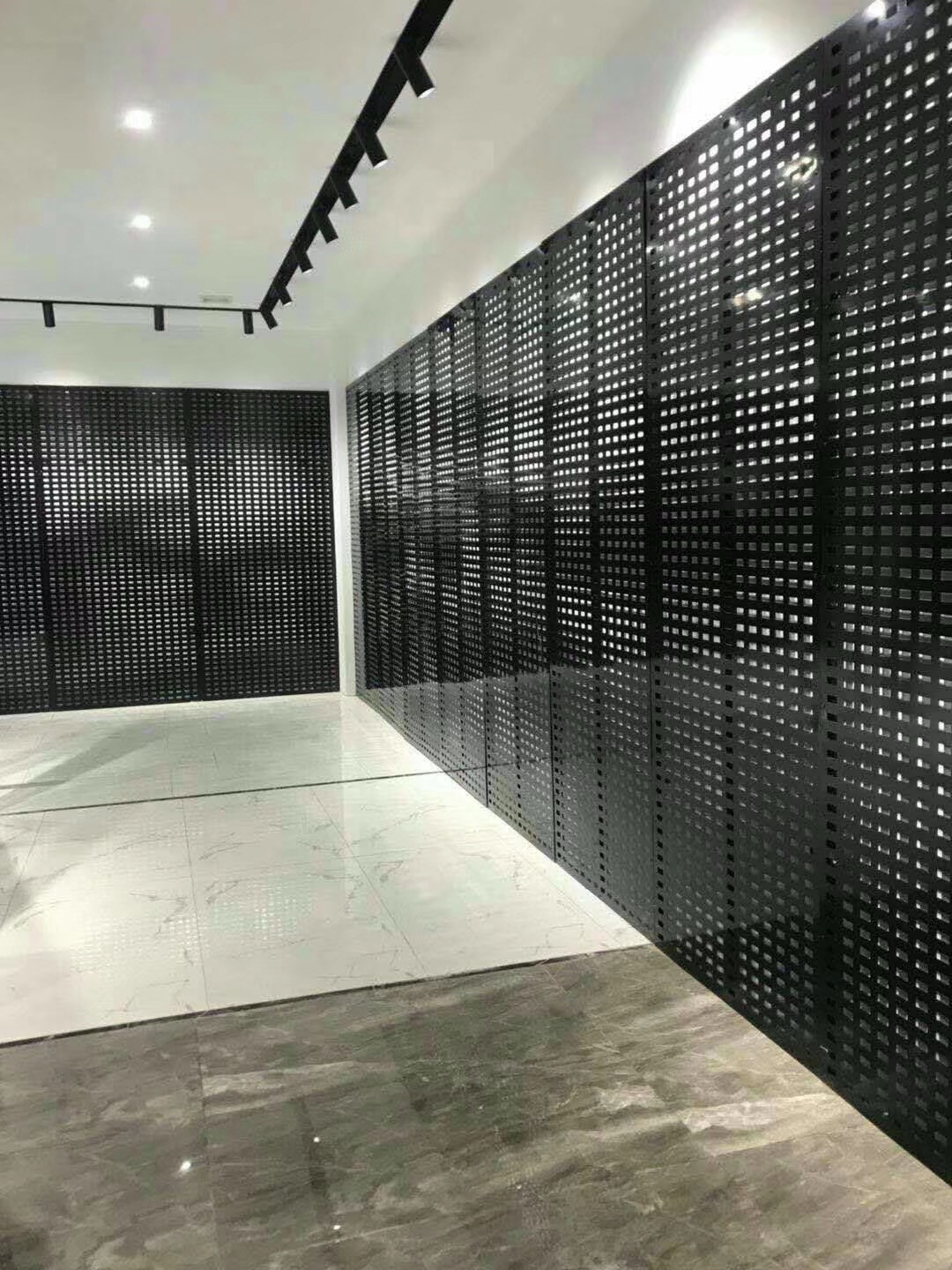 Slotted Perforated Aluminum Sheet Metal Screen 0.3mm - 1.2mm Thickness