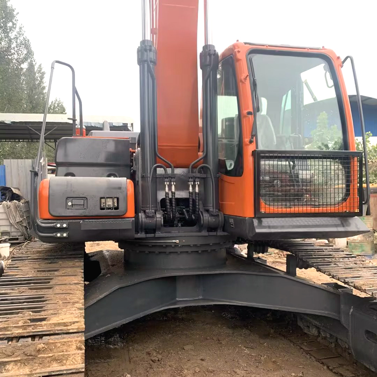 Good Condition 30 Ton Used Doosan DX300 Excavator in Korea 2020 1.27 m3 Bucket Capacity