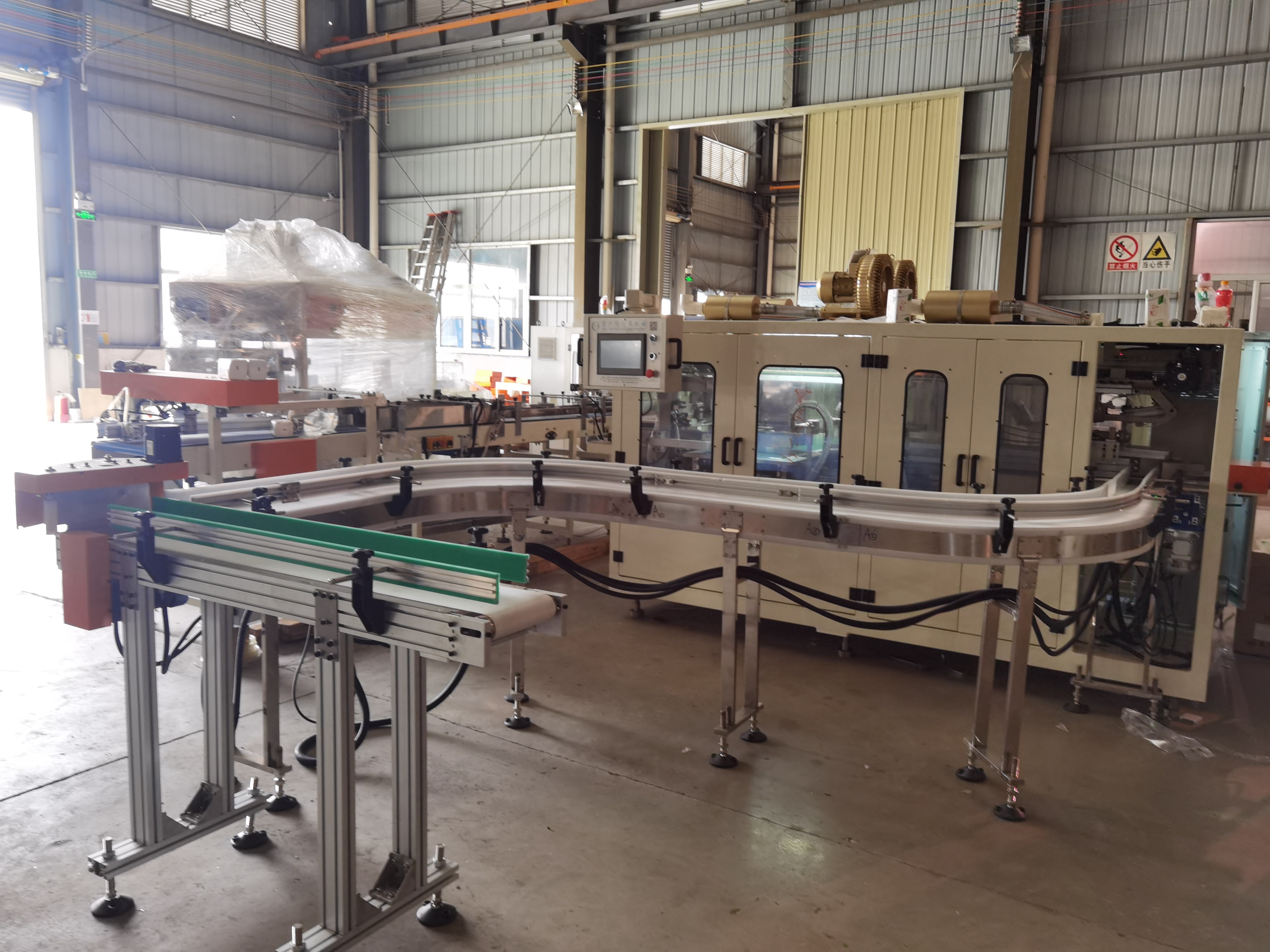 High Performance Multi Bags Facial Tissue Packing Machine at A Good Price