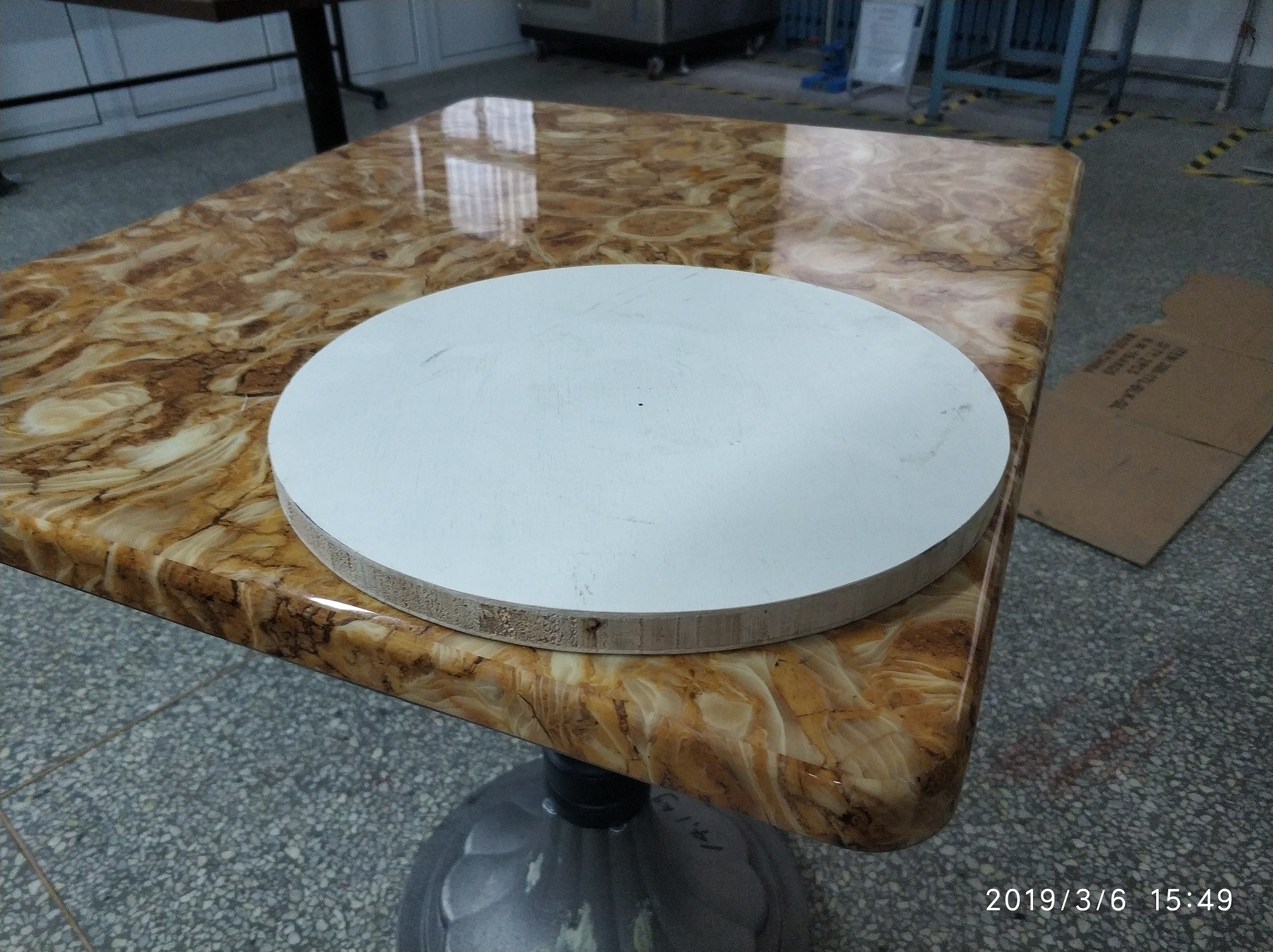 Industrial Bistro Table Base Cast Iron Powder Coating Tulip Table Base