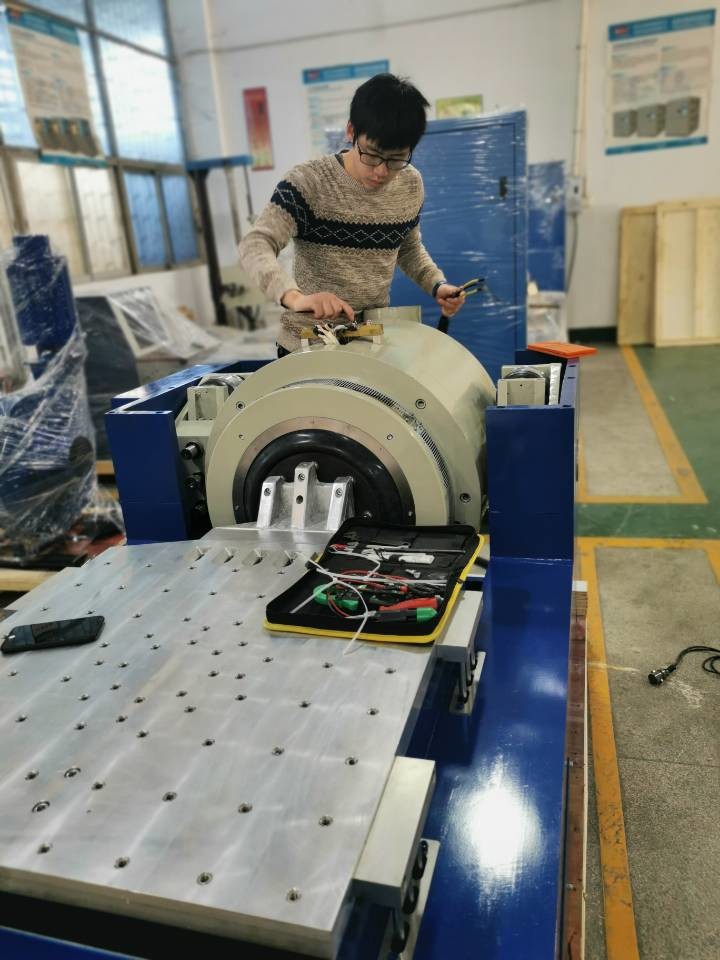 MIL-STD-810G Vibration Test Bench