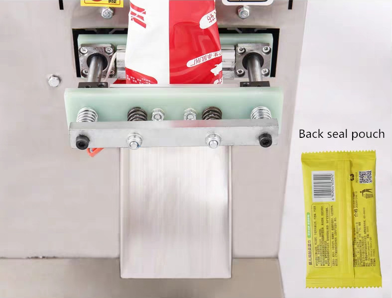 New Product SMFZ-70 Automatic Sachet Salt Filling Packing Sealing Machine Wood Machine For Spices Powder/nuts/grain/rice