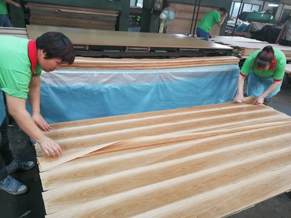 Furniture Sandalwood Veneer Fancy Sandalwood Plywood Customized