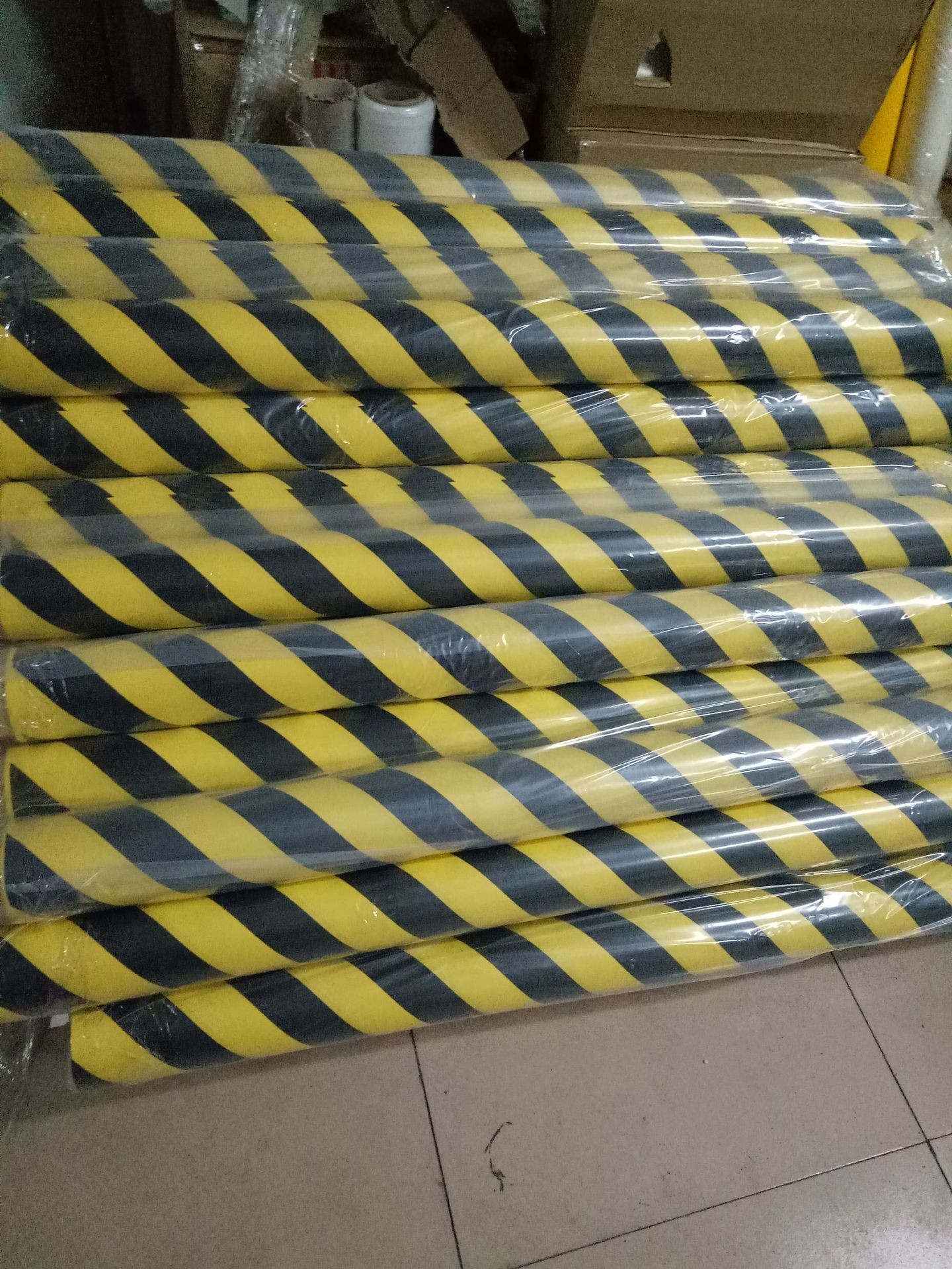 48MM Wide PVC Black And Yellow Warning Tape Warehouse Floor Zoning Tape