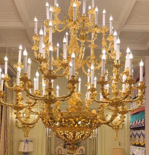 Custom Hotel Chandeliers LED Light Source