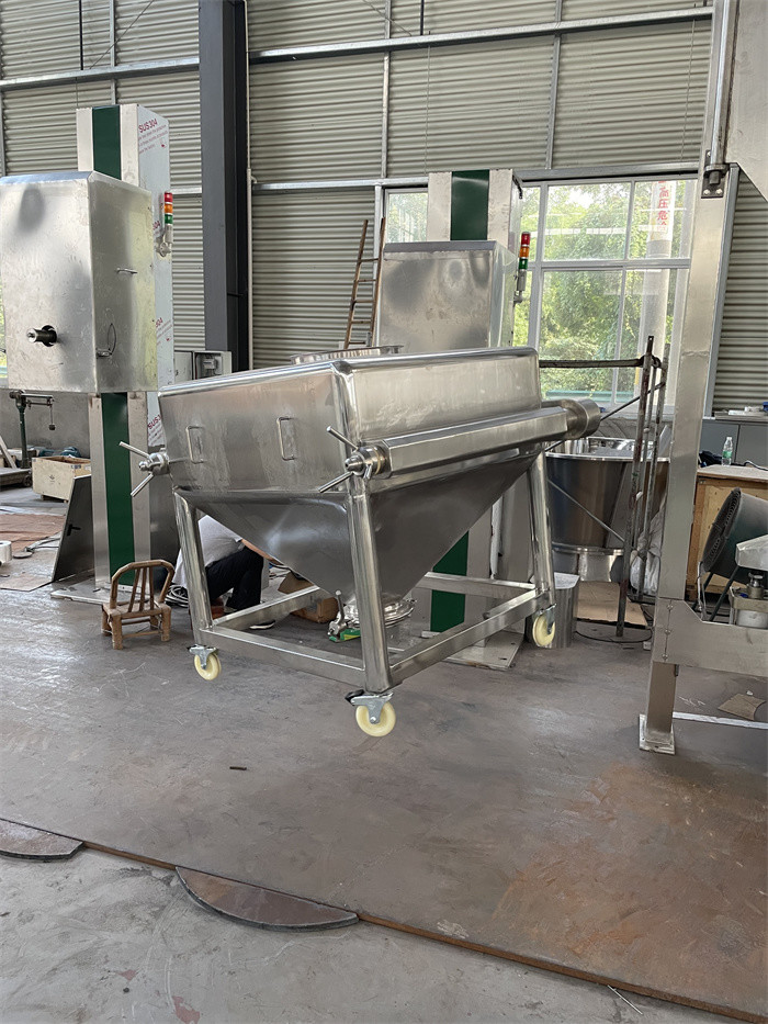 120V Voltage Post Industrial Shaker For Pharmaceutical IBC Container