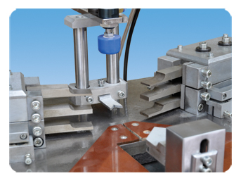 Aluminum Window Corner Connector Assembly Machine / Hydraulic Single Head Aluminum Window Corner Crimping Machine