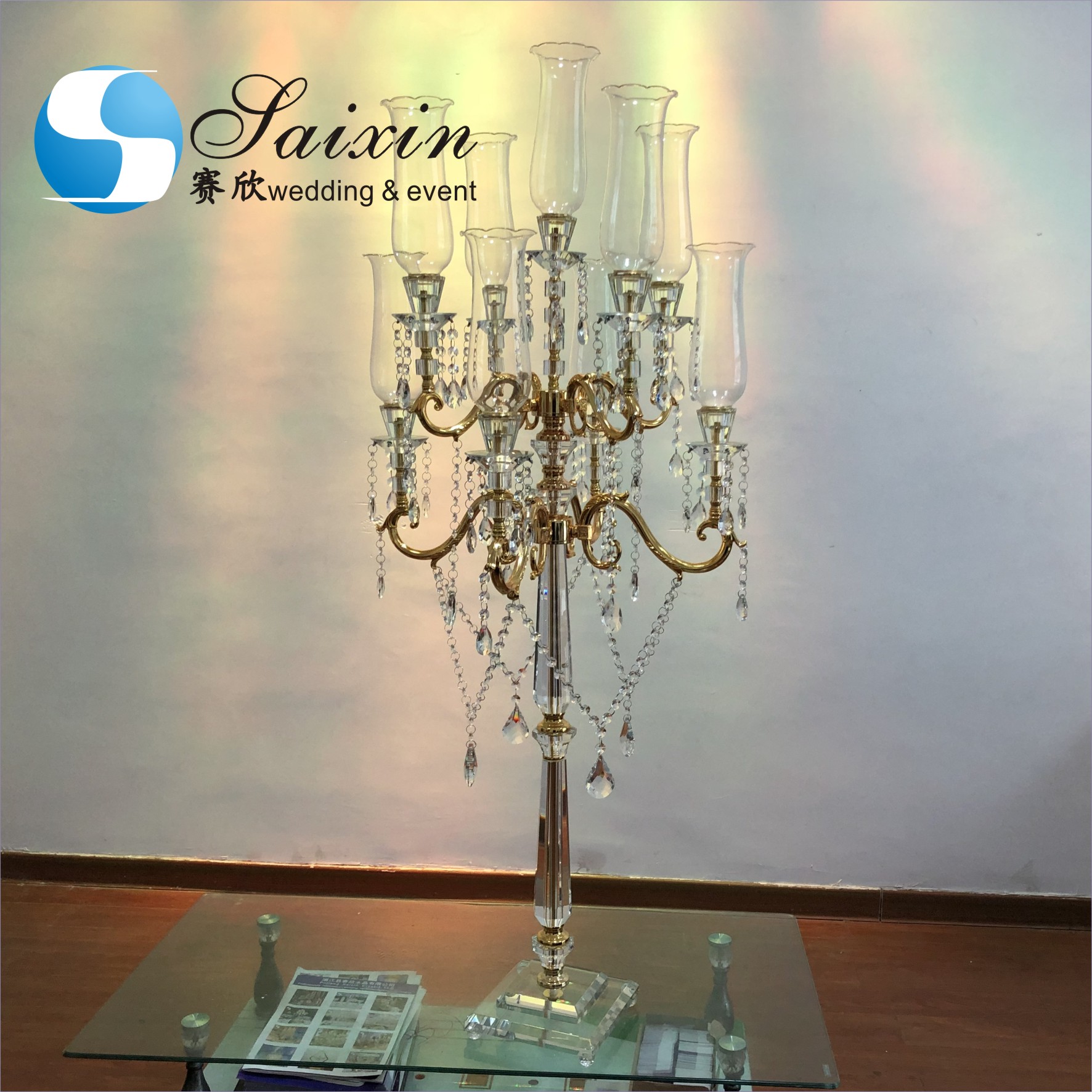 Black Gold Metal Wedding Flower Stand With Three Branch Hanging Candle Holder