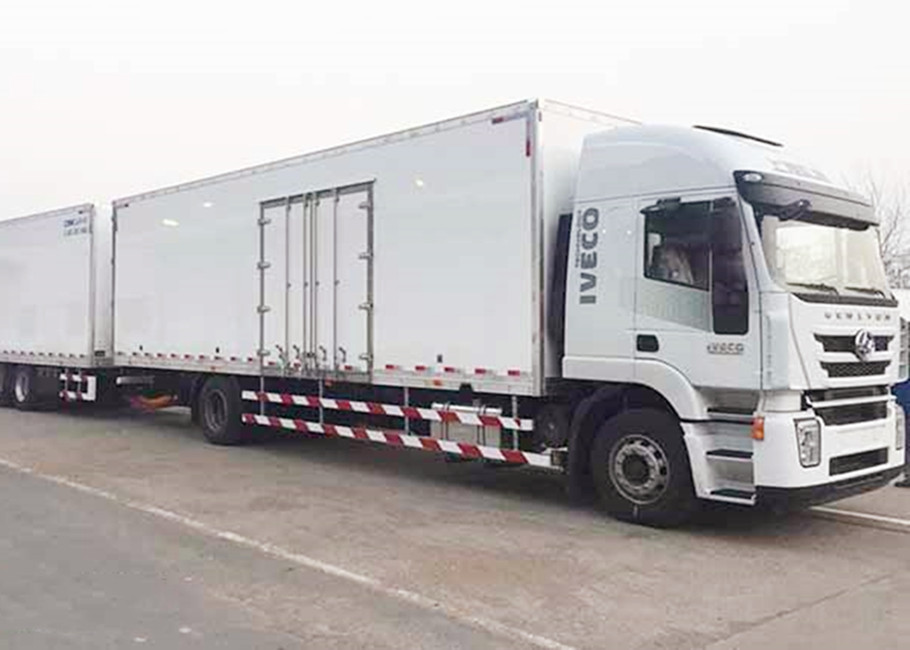 Max Width: 2650mm，3003/3004/5052 Ultrawide and Thin Silver Hot Rolling Aluminium Sheets for Rear suspension