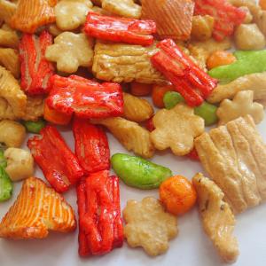 China Crunchy Oriental Rice Cracker Mix Palm Oil Healthy Grain Snacks wholesale