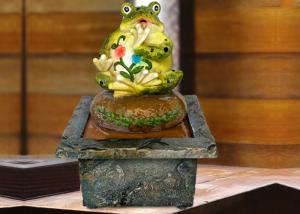 China American Style Polyresin Frogs Indoor Tabletop Fountains wholesale