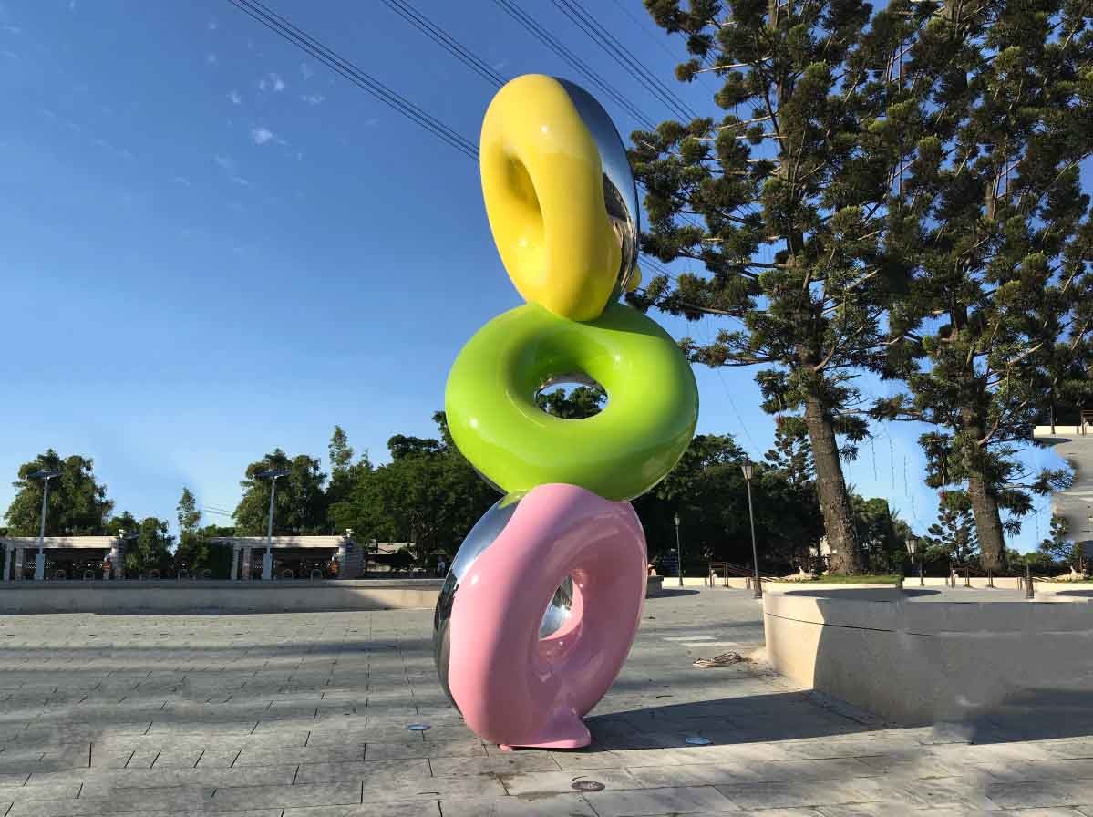 Impressive Painted Modern Abstract Sculpture Colorful For Children Fairground