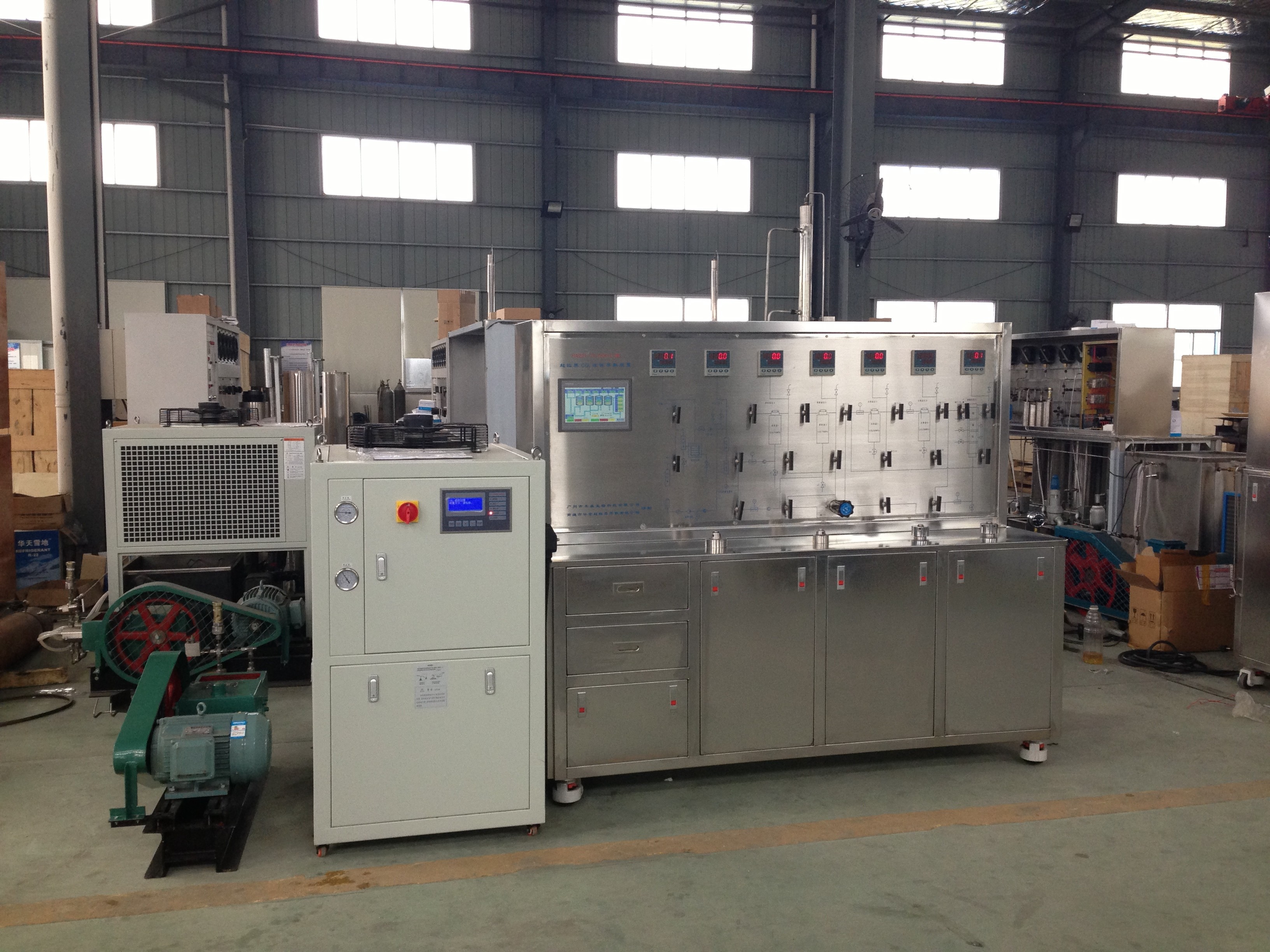 Supercritical Rose Essential Oil Extraction Device Carbon Dioxide Extraction Equipment