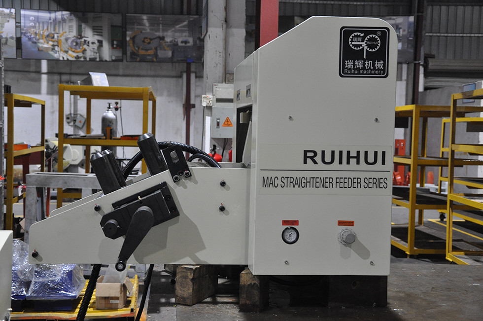 Metal Stock Gear Transmission NC Roll Feeder High Stability Stamping Lamination