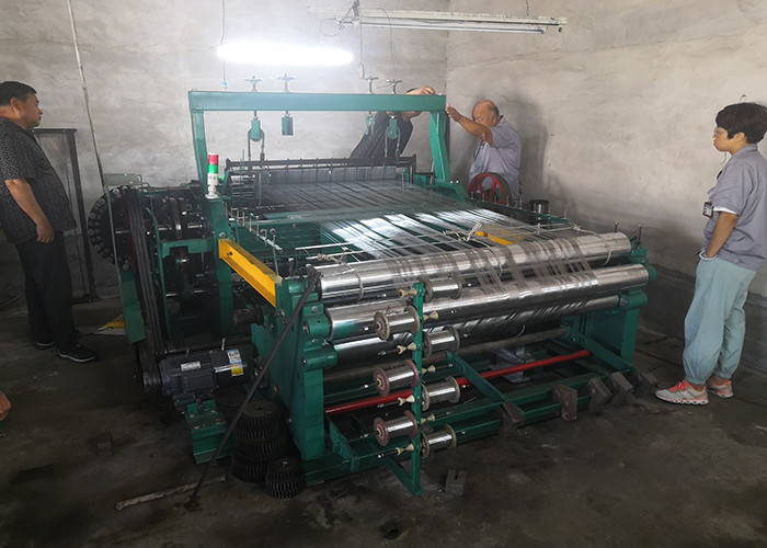 Weaving Type Shuttle Loom Machine , Window Screen Making Equipment 1300 Width
