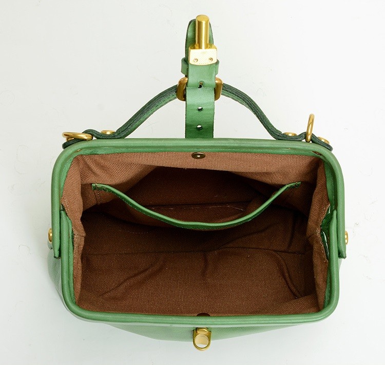 Doctor Red Vegetable Tanned Retro Full Grain Leather Handbags