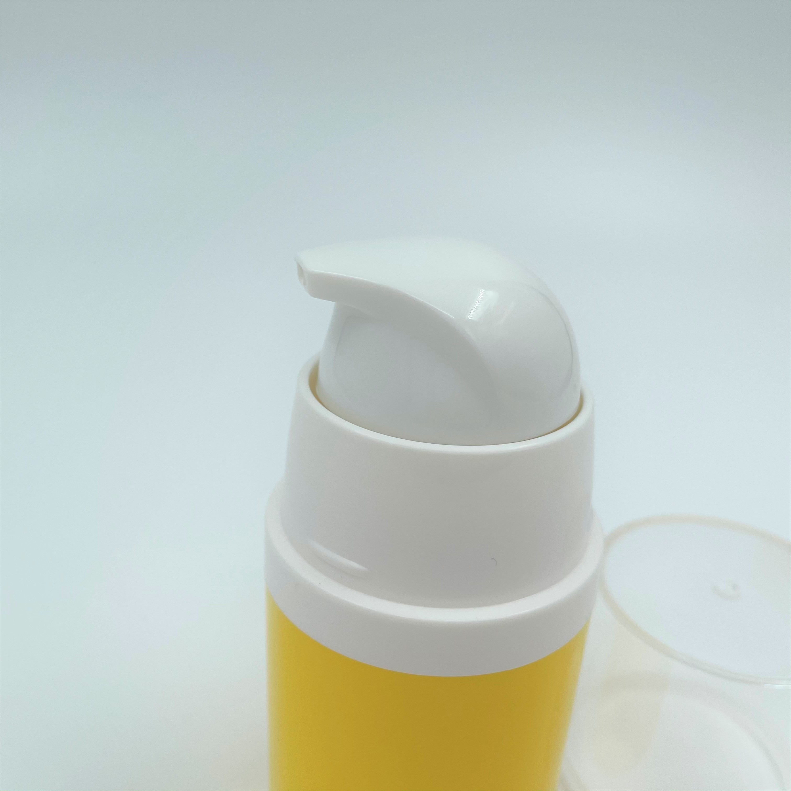 White Yellow 50ml 80ml 100ml Airless Pump Bottle Silk Printing