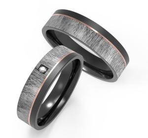China Imitation Wood Grain Black Stainless Steel Couple Ring Inset Zircon Rose Gold Border Ring wholesale
