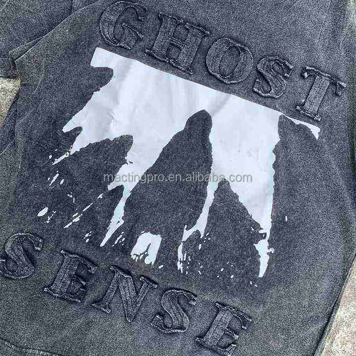 Men's Distressed Patch Embroidery T Shirts With Custom Printing And Knitted Weaving Method