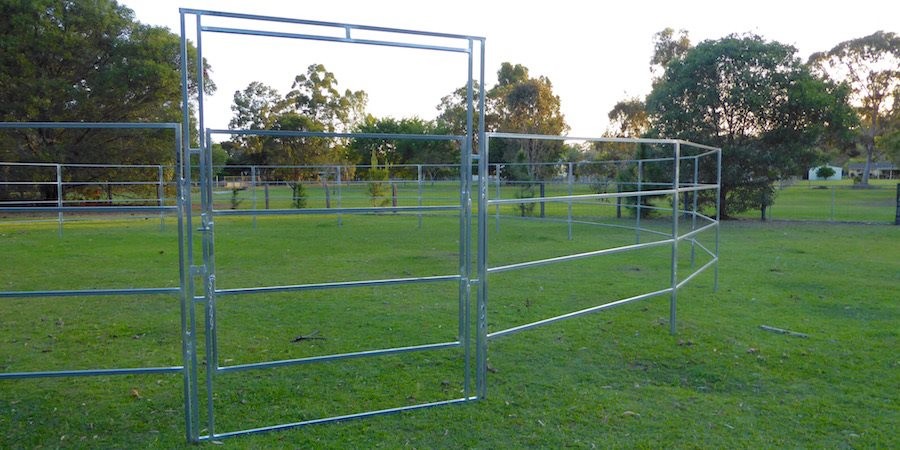 Round Corral Panels Heavy Duty 6 Oval Rail - Cattle Yards Horse Panels Round