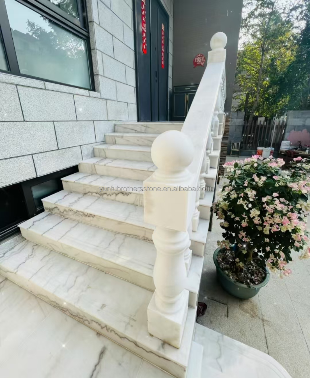 Honed Guangxi White Marble Quarry Modern Natural Block for Hotel Indoor Decorations