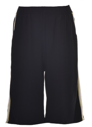 Black Color Womens Leisure Shorts / Plus Size Casual Shorts With Ribbon In