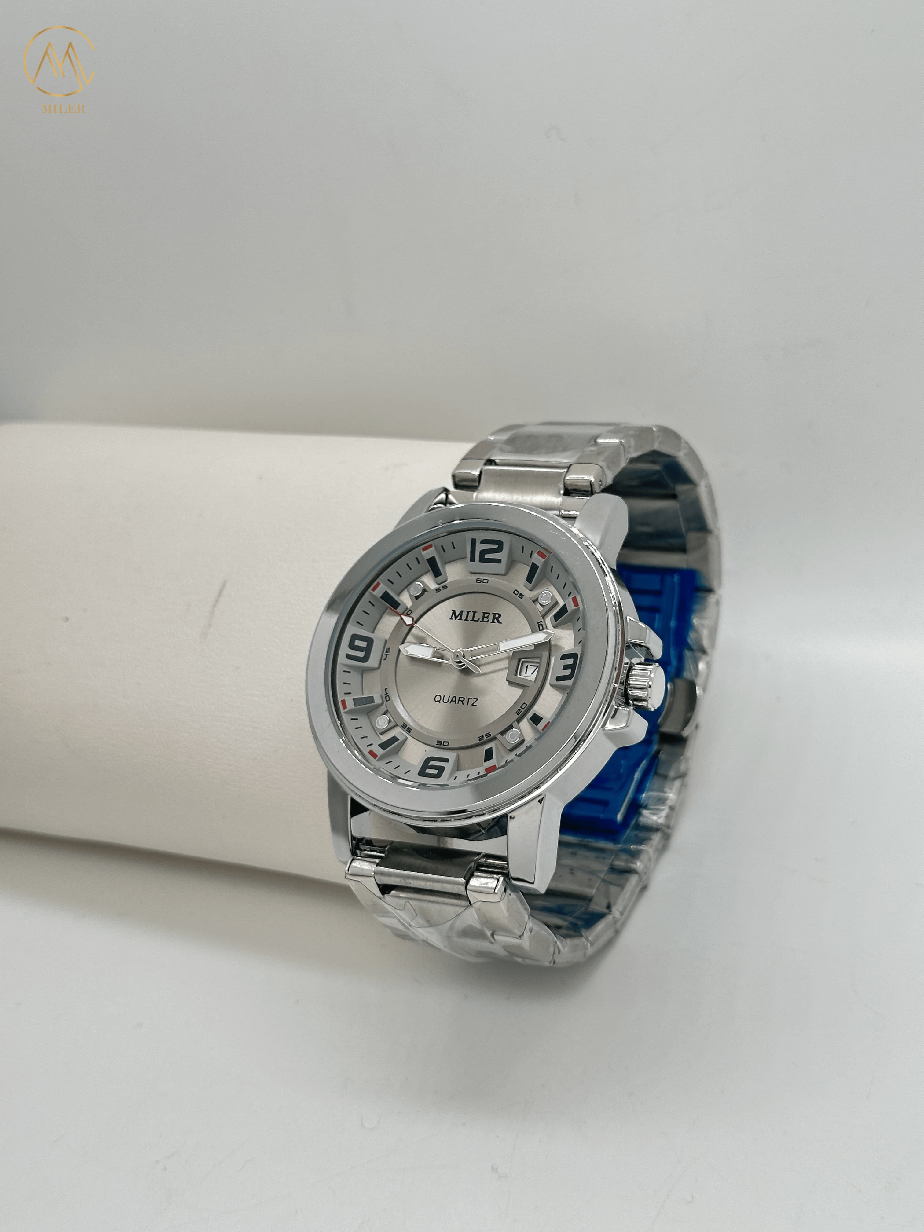 New Casual Sport Men Luxury Waterproof Quartz Watch with Stainless Steel Band