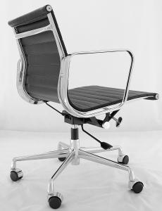 China Aluminium Alloy Black Genuine Leather Swivel Lift Executive Office Chair wholesale