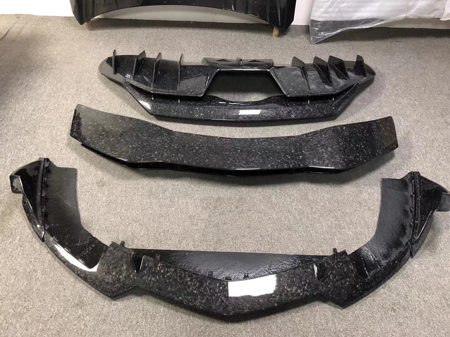 Carbon Fiber Body Kit for Lamborghini LP740S LP740S Upgrade Upgraded MSY Style Front Shovel Diffuser Spoiler Body Kit