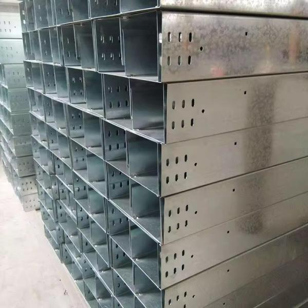 High Corrosion Resistance Stainless Steel Cable Tray Rectangular Shape Temperature Range -40°C To 120°C