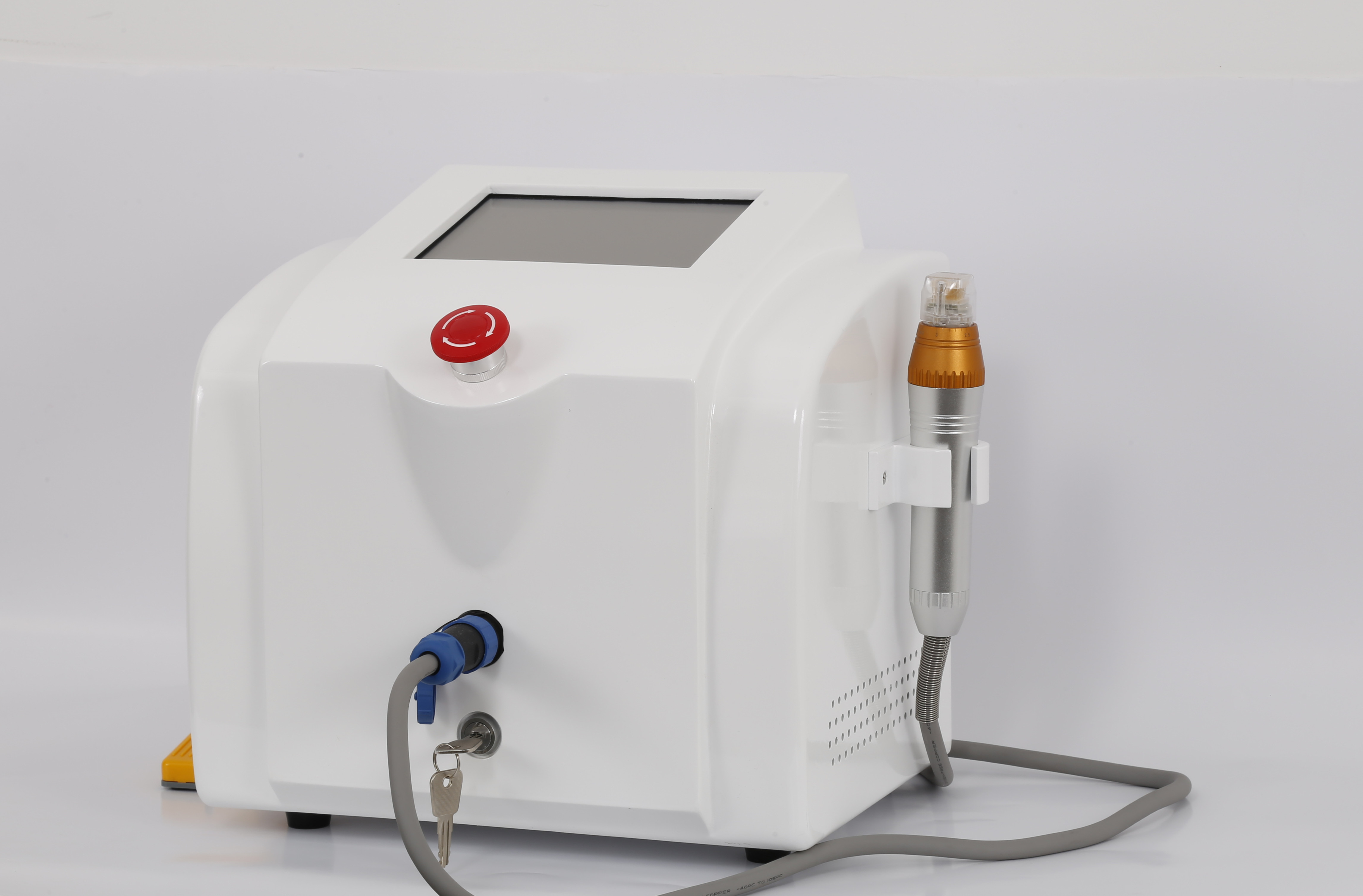 Portable equipment Fractional RF microneedle / micro needle skin tightening machine / acne scar removal rf needle machin
