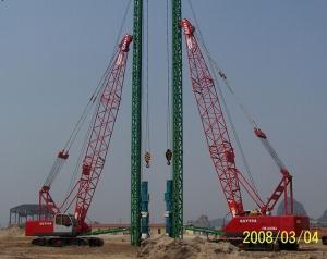 China CQUY2600 Hydraulic Crawler Crane Light Weight 242kw 254t High Rigidity Durable wholesale