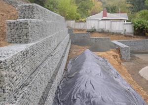 China Architectural Retaining Wall Gabion Baskets , d Steel Gabion Rock Cages wholesale