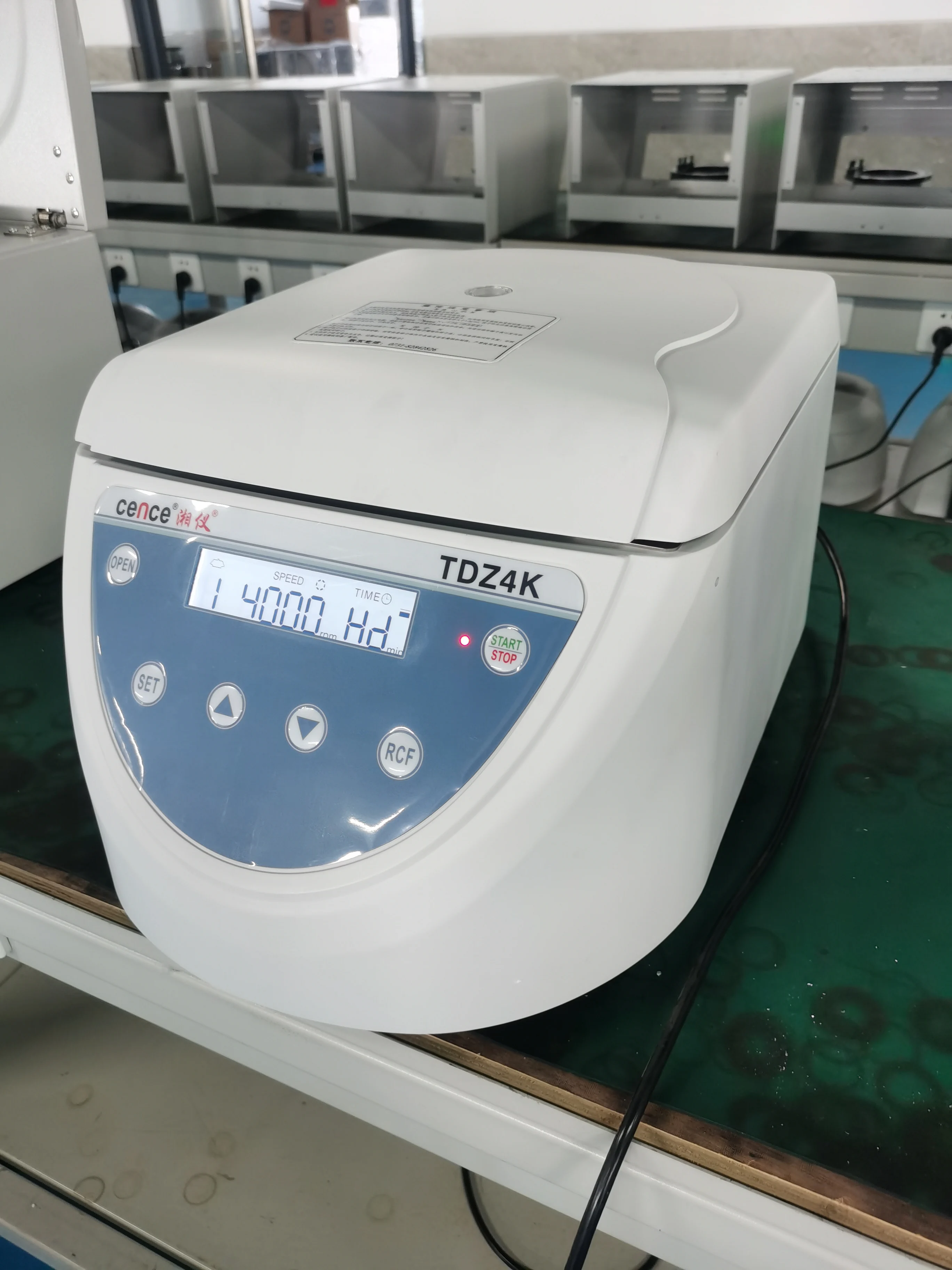 Cence Low Speed Tabletop Centrifuge Machine TDZ4K